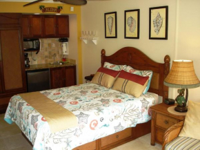  Islander on the Beach Unit 244  Капаа